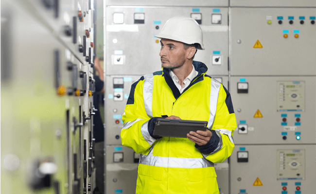 Grid monitoring and control devices for power systems